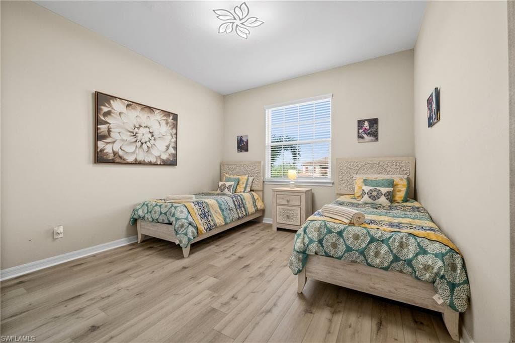 9366 Pocida Ct 202, Naples, FL 34119-23