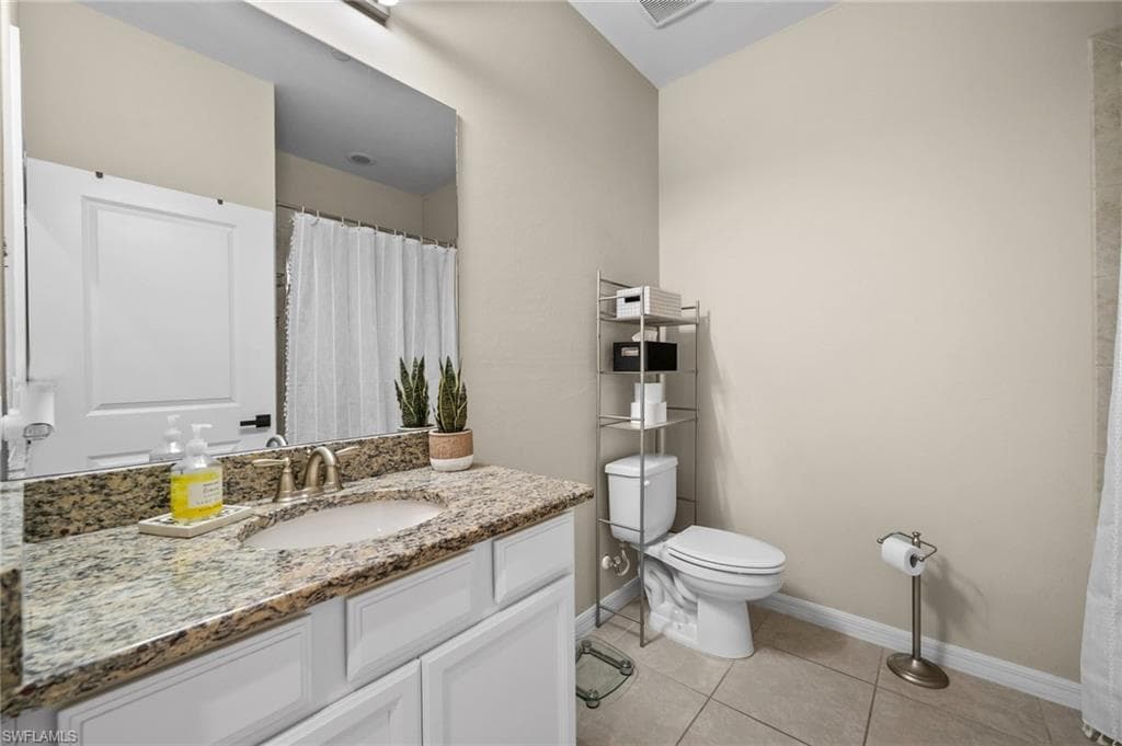 9366 Pocida Ct 202, Naples, FL 34119-24
