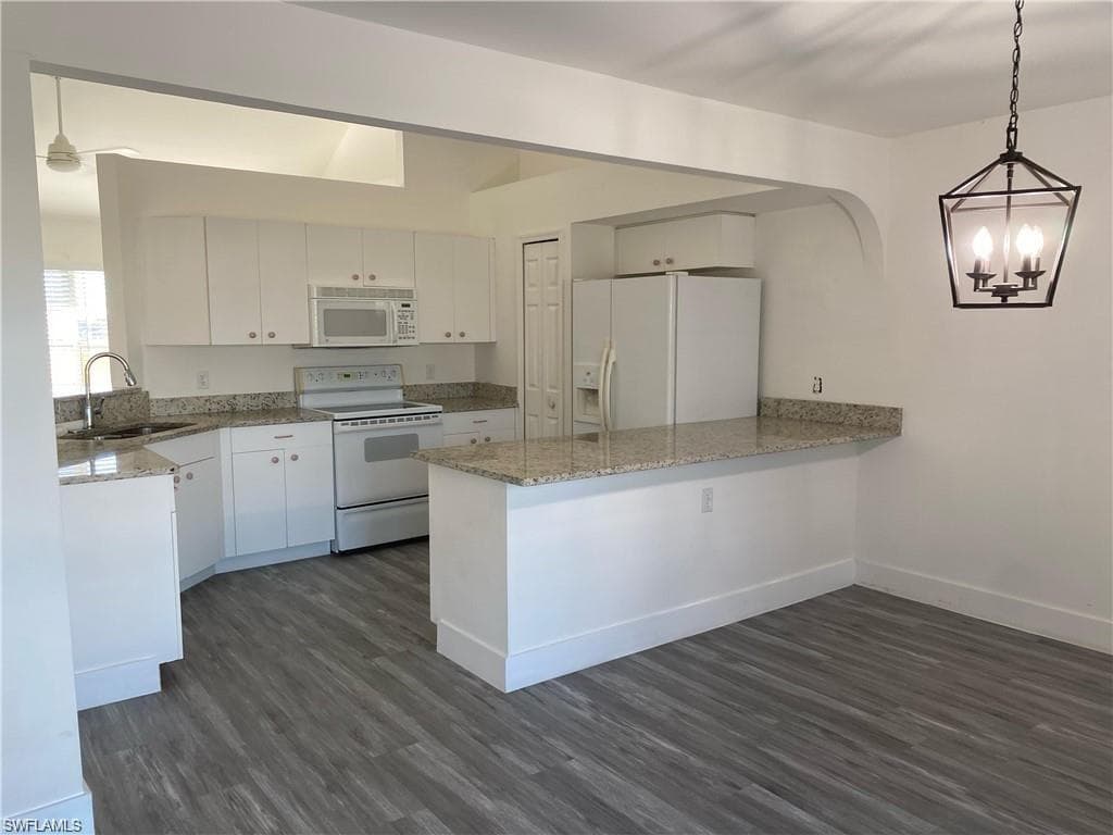 23 22nd Ave, Cape Coral, FL 33993-5