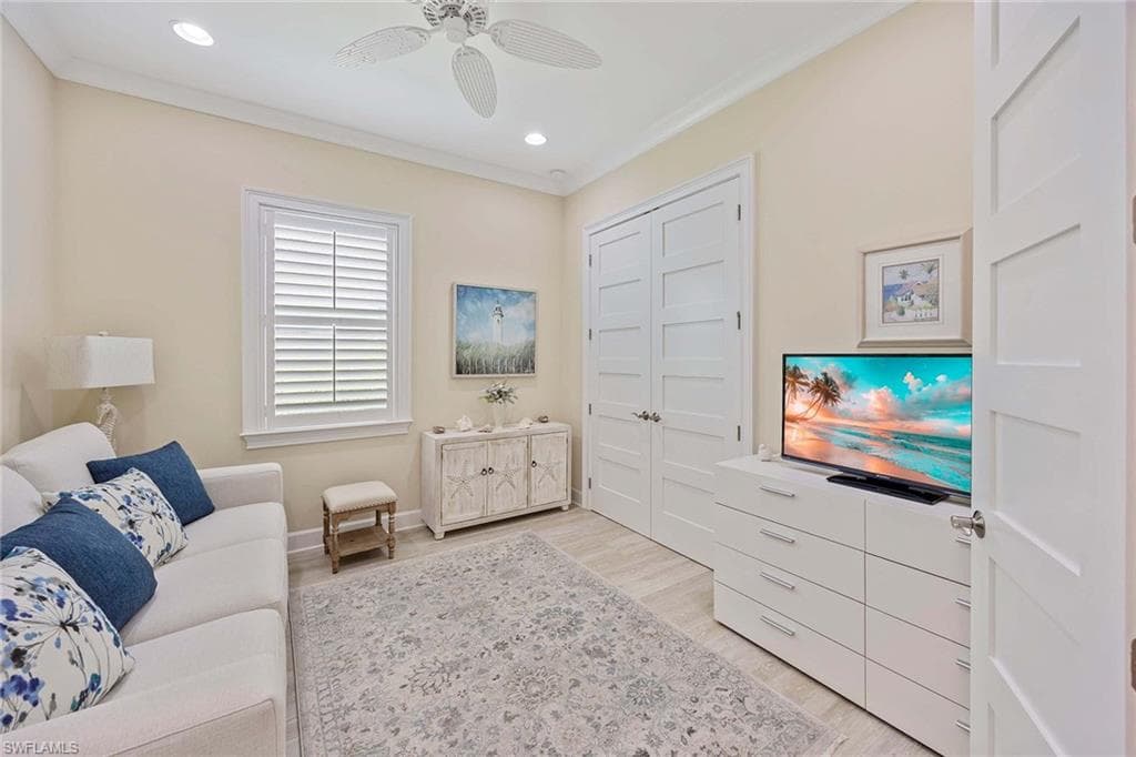 5767 Highbourne Dr, Naples, FL 34113-26