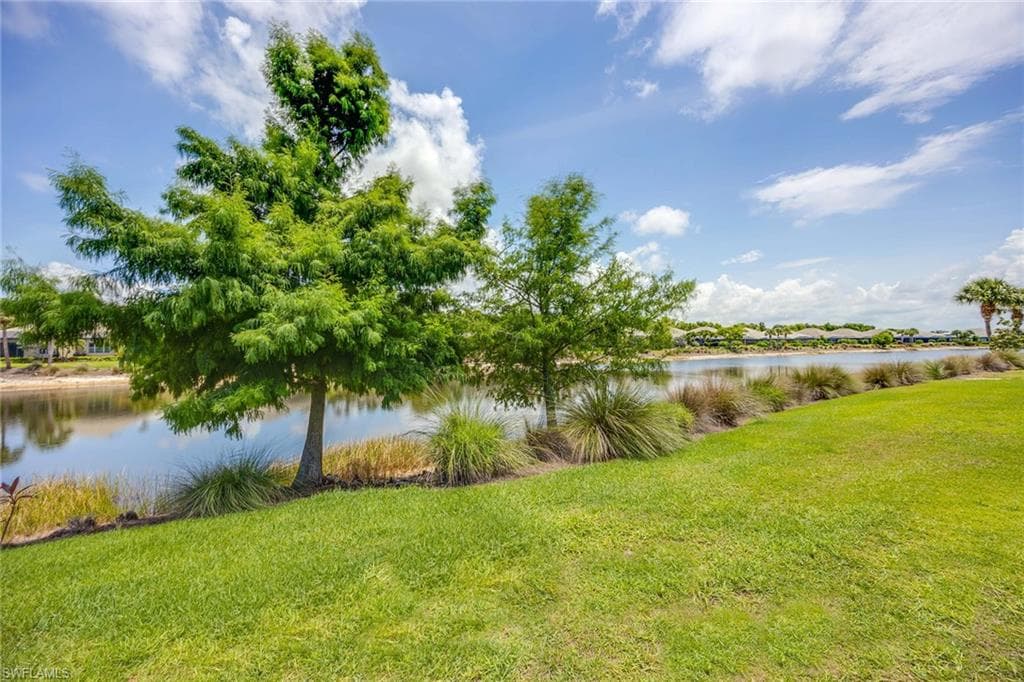 5767 Highbourne Dr, Naples, FL 34113-34