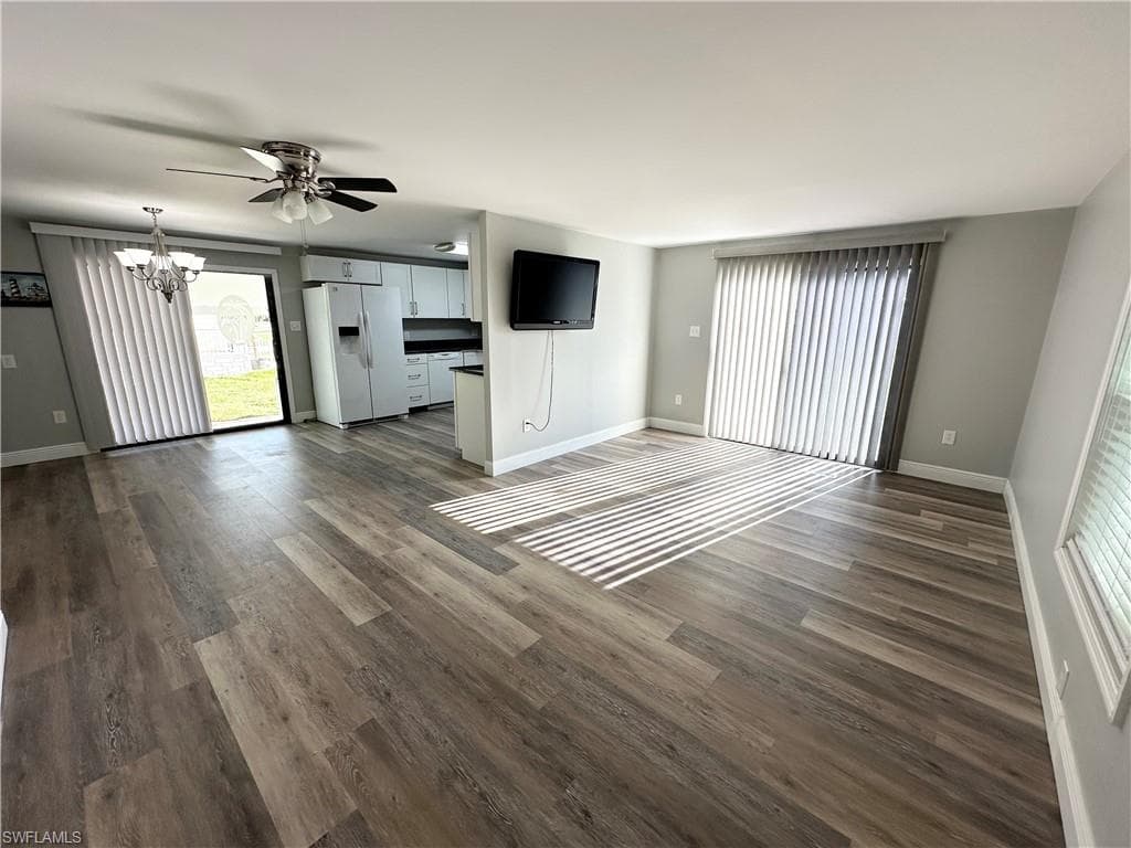 16091 Siesta Dr, Fort Myers, FL 33908-11