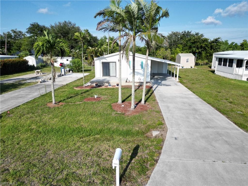 16091 Siesta Dr, Fort Myers, FL 33908-1