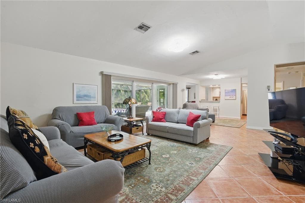 3604 Sudbury Ln, Bonita Springs, FL 34134-5
