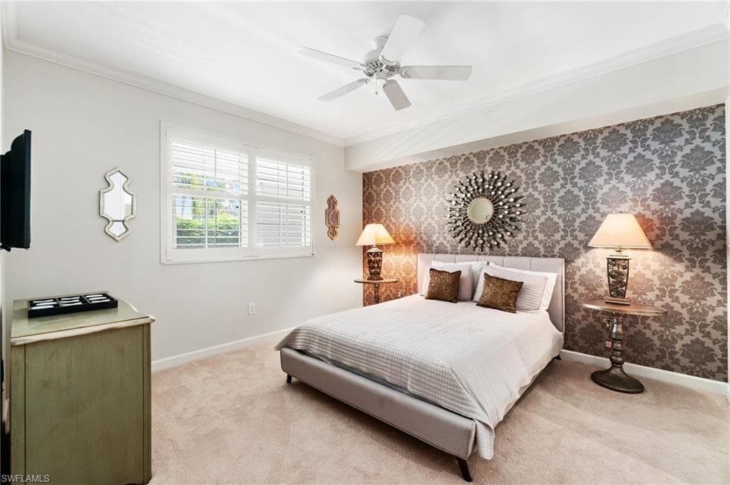 325 Dunes Blvd T2, Naples, FL 34110-13