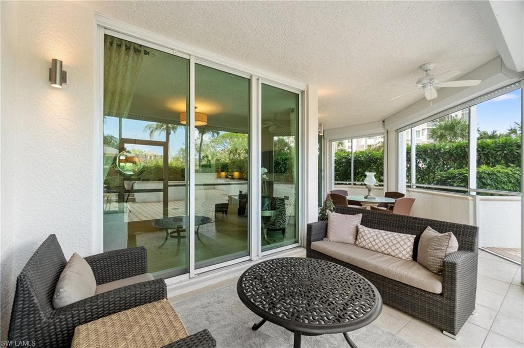 325 Dunes Blvd T2, Naples, FL 34110-15