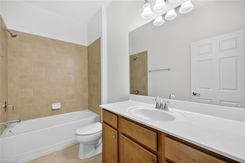 11341 Red Bluff Ln, Fort Myers, FL 33912-18