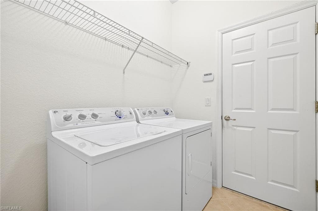 11341 Red Bluff Ln, Fort Myers, FL 33912-19