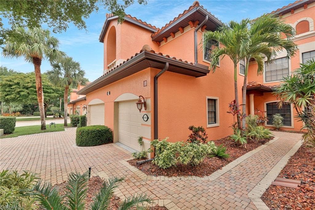 5795 Grande Reserve Way 1001, Naples, FL 34110-4