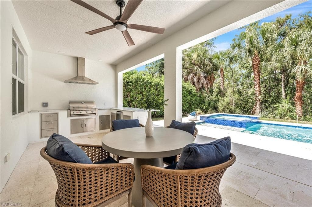 1470 Serrano Cir, Naples, FL 34105-36