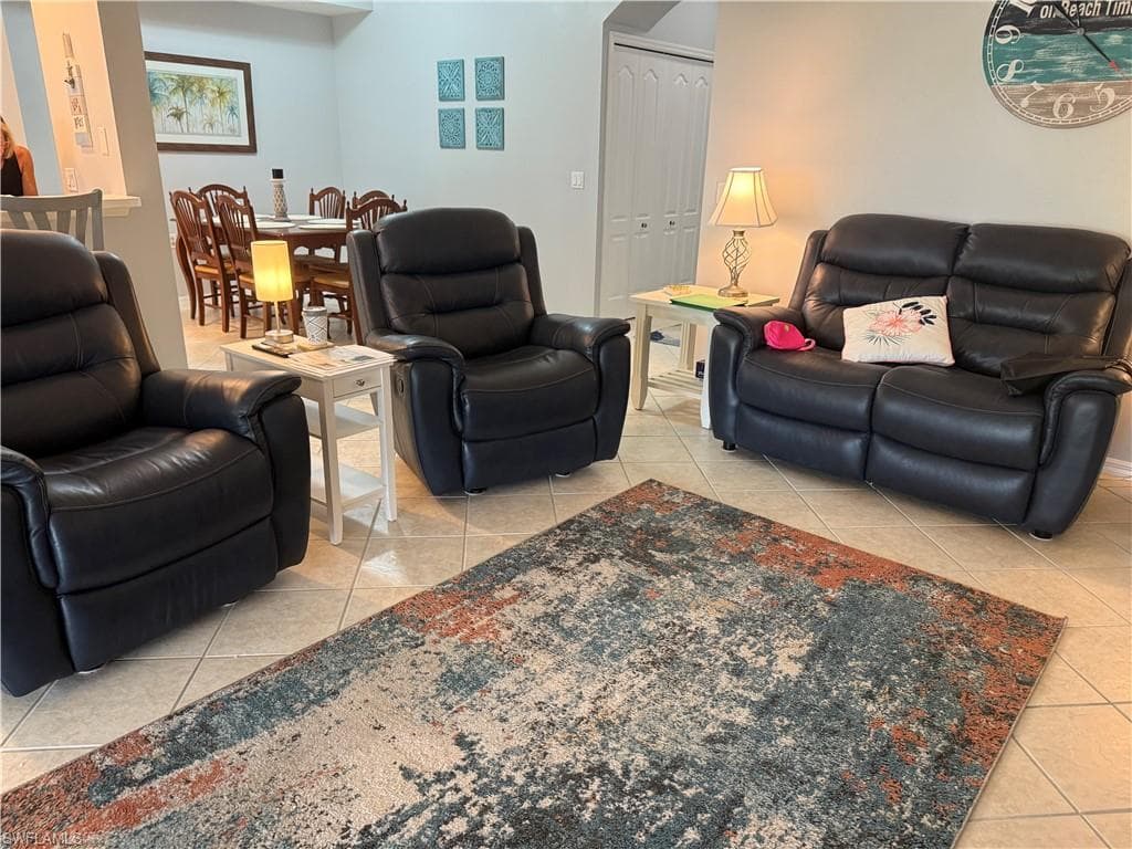 2710 Cypress Trace Cir 3028, Naples, FL 34119-10