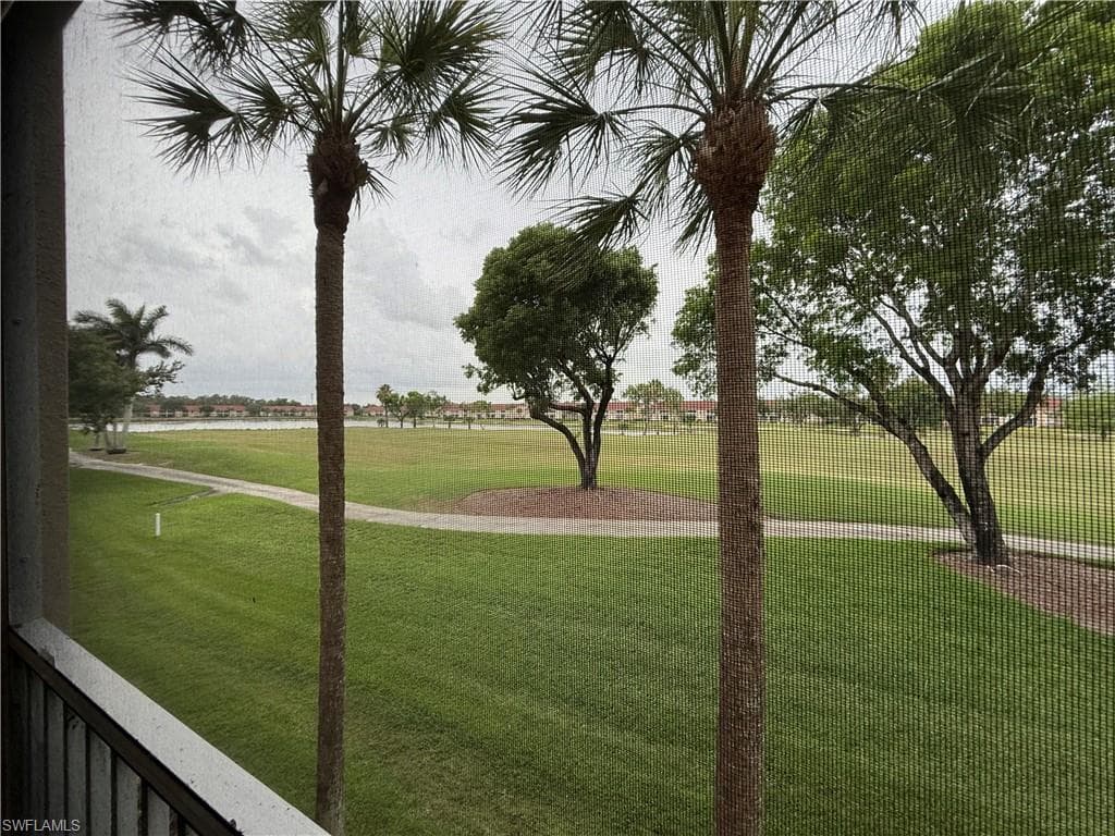 2710 Cypress Trace Cir 3028, Naples, FL 34119-21