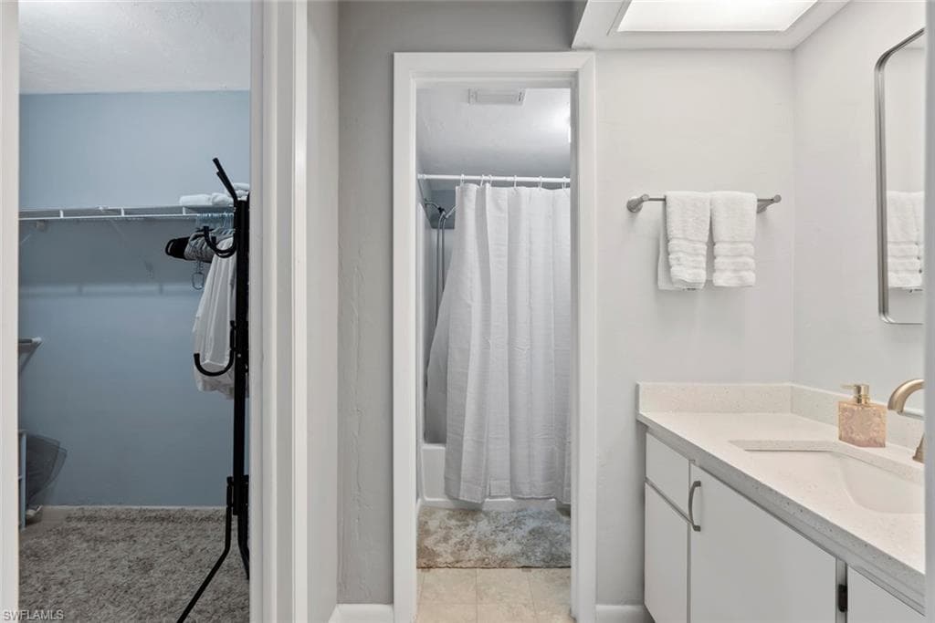 3410 Frosty Way 4802, Naples, FL 34112-18
