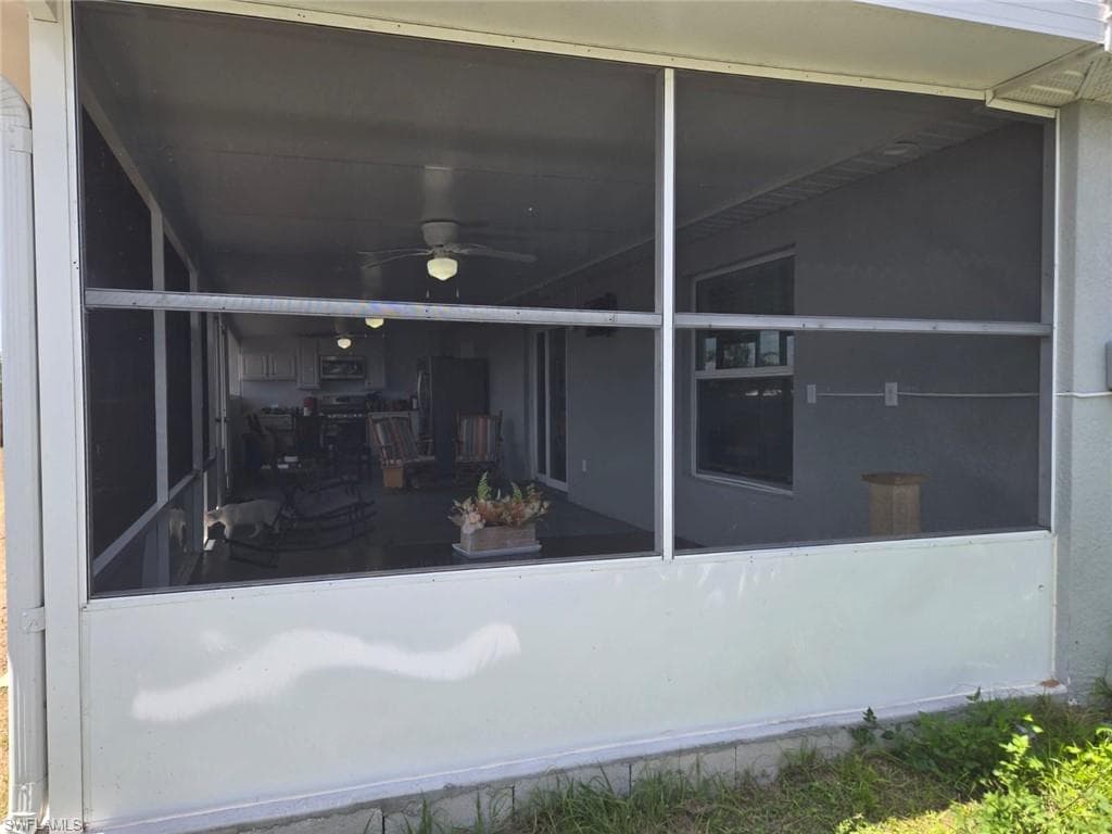 332 Pembroke St, Lehigh Acres, FL 33974-9