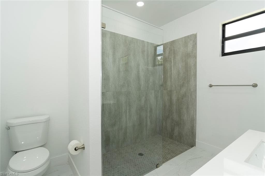 4209 25th St SW, Lehigh Acres, FL 33976-24