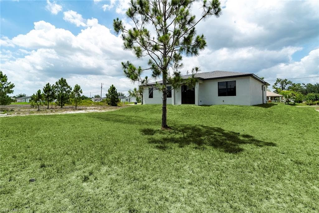 4209 25th St SW, Lehigh Acres, FL 33976-27