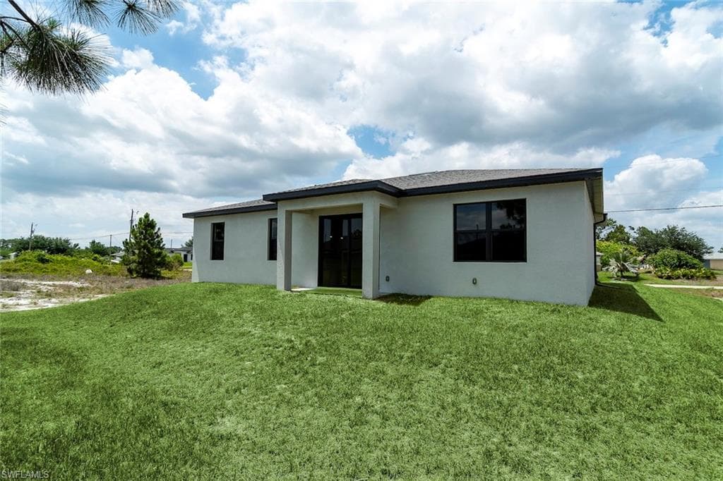 4209 25th St SW, Lehigh Acres, FL 33976-28
