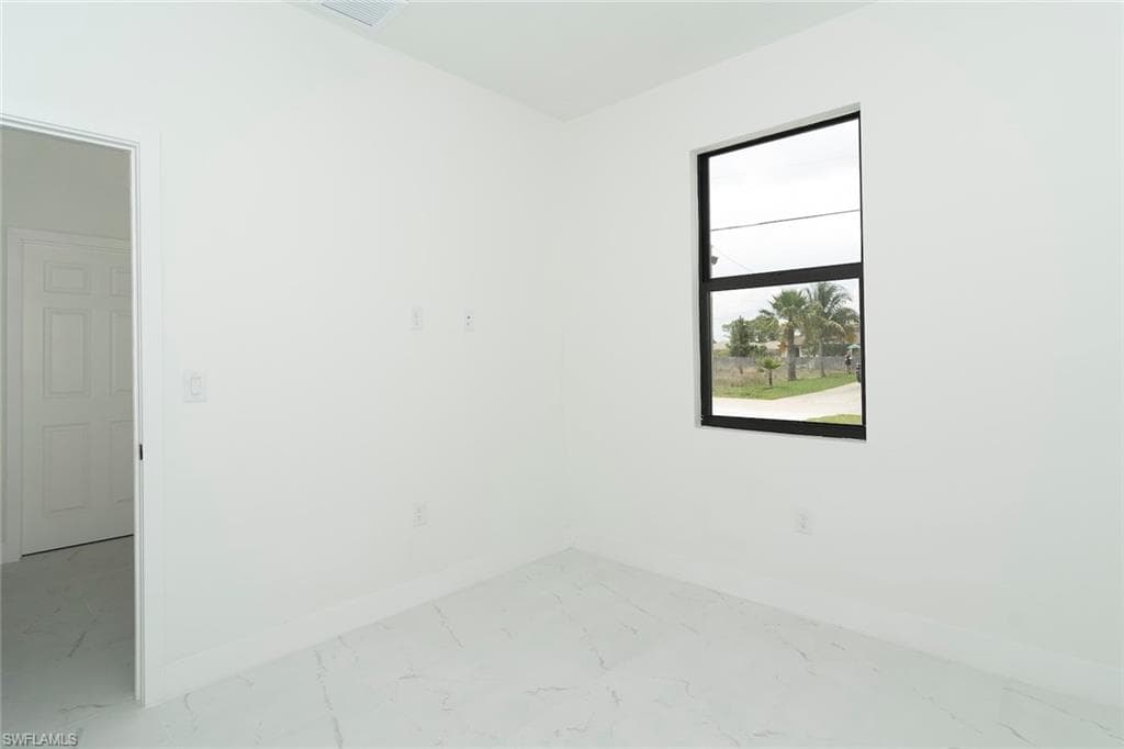 4209 25th St SW, Lehigh Acres, FL 33976-29