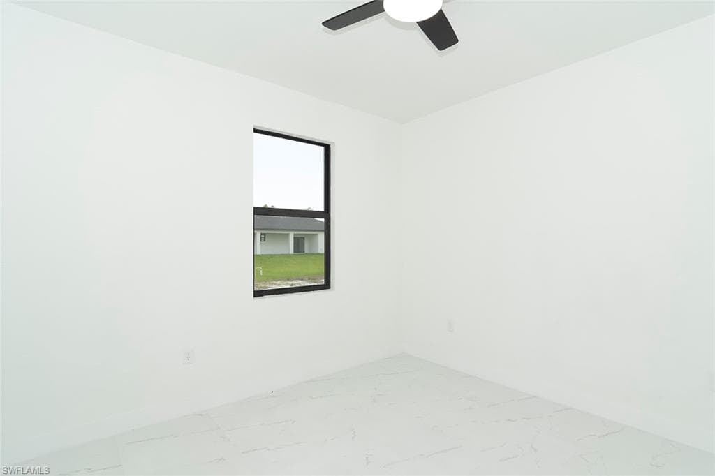4209 25th St SW, Lehigh Acres, FL 33976-38