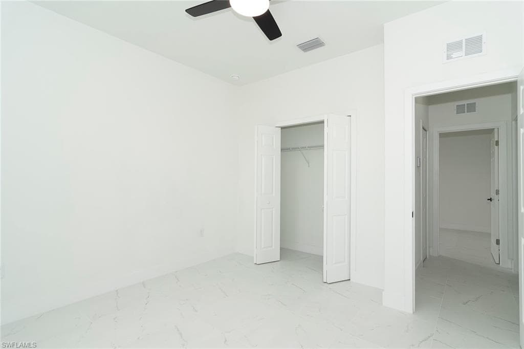 4209 25th St SW, Lehigh Acres, FL 33976-41