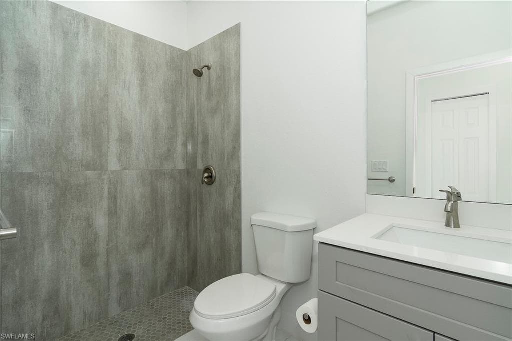 4209 25th St SW, Lehigh Acres, FL 33976-45