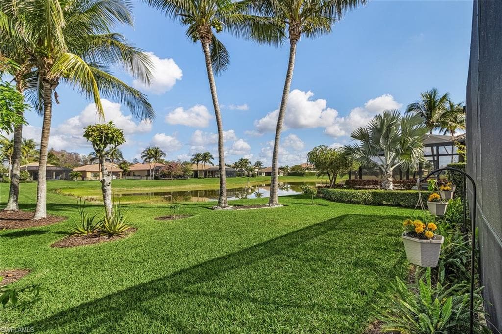 3813 Columbia Ct, Naples, FL 34119-34