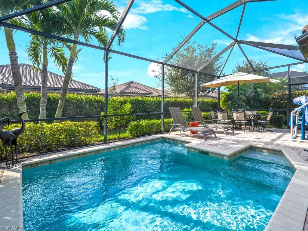 8332 Lucello Ter N, Naples, FL 34114-20