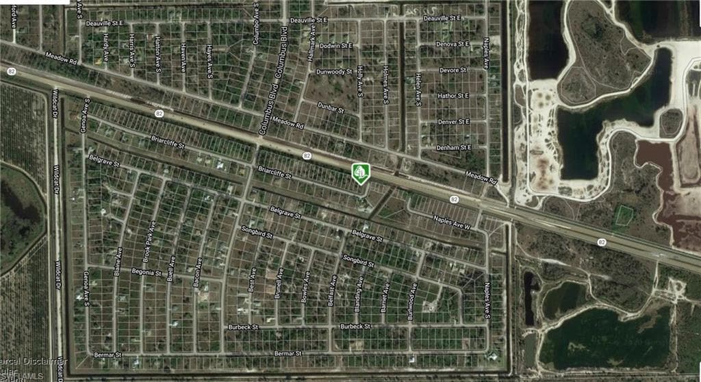 1249 Briarcliffe St, Fort Myers, FL 33913-1