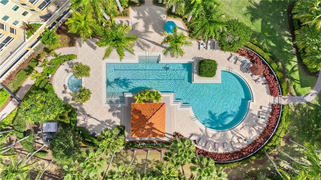 2738 Tiburon Blvd E B-305, Naples, FL 34109-41