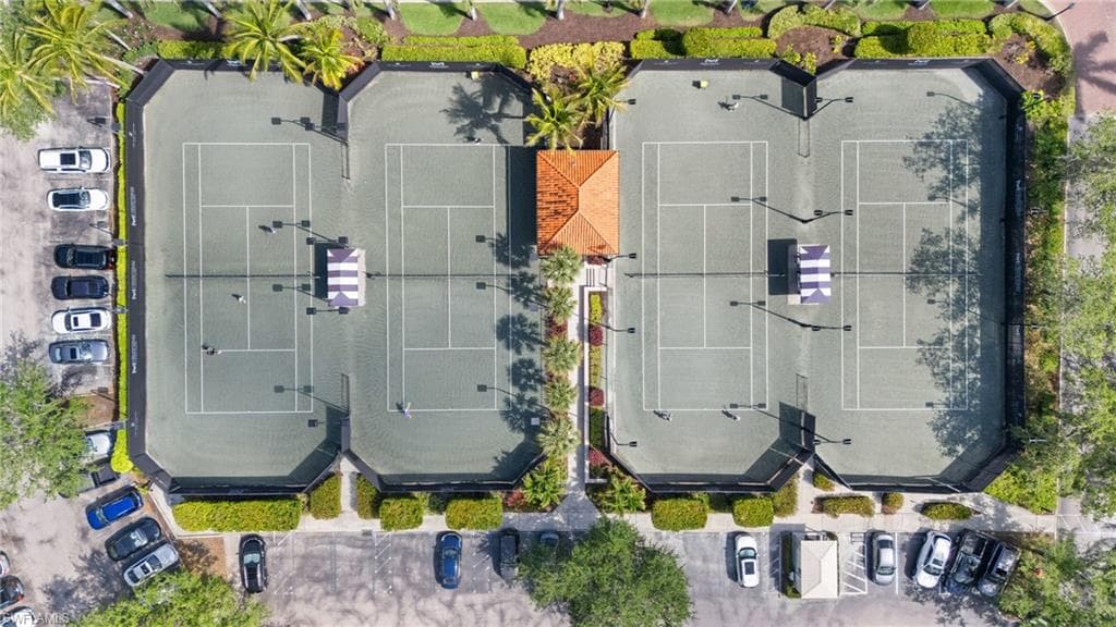 2738 Tiburon Blvd E B-305, Naples, FL 34109-46