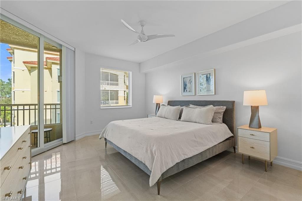 2738 Tiburon Blvd E B-305, Naples, FL 34109-5