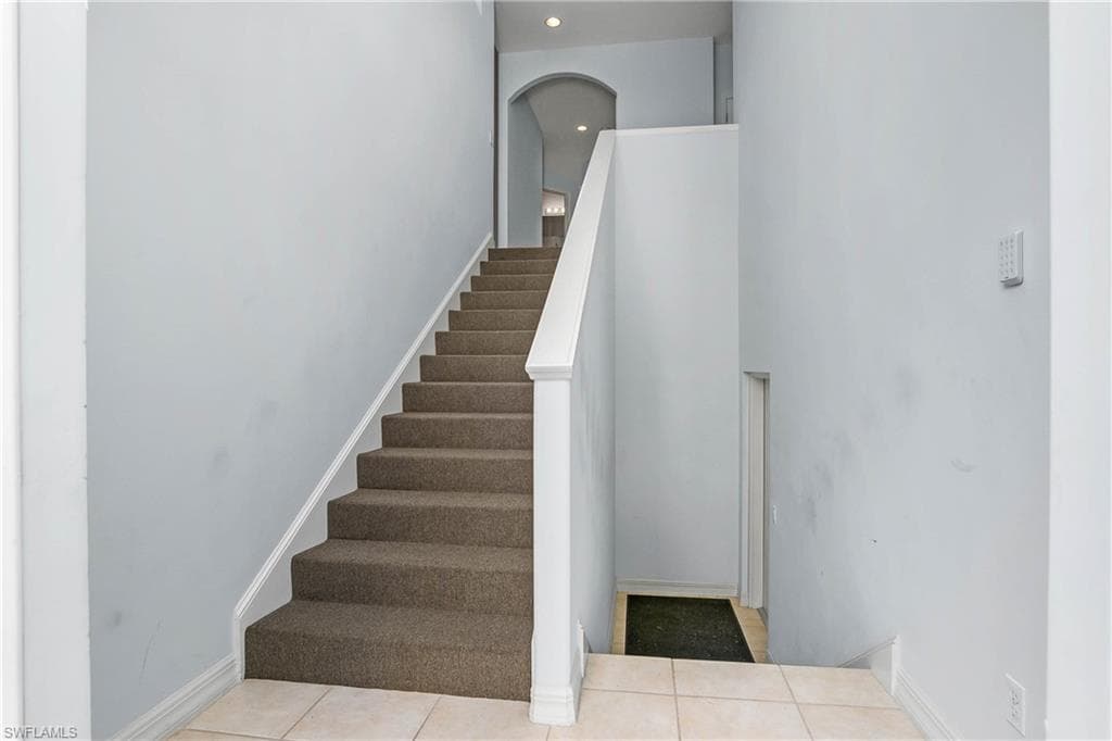 8370 Big Acorn Cir 1403, Naples, FL 34119-28