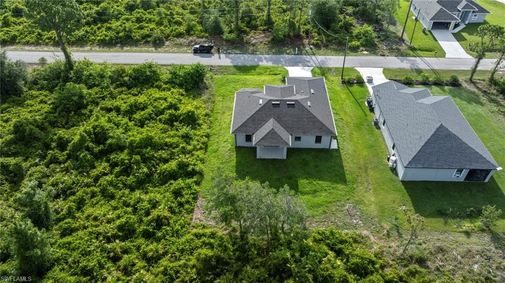 570 Sherwood Ave S, Lehigh Acres, FL 33974-10