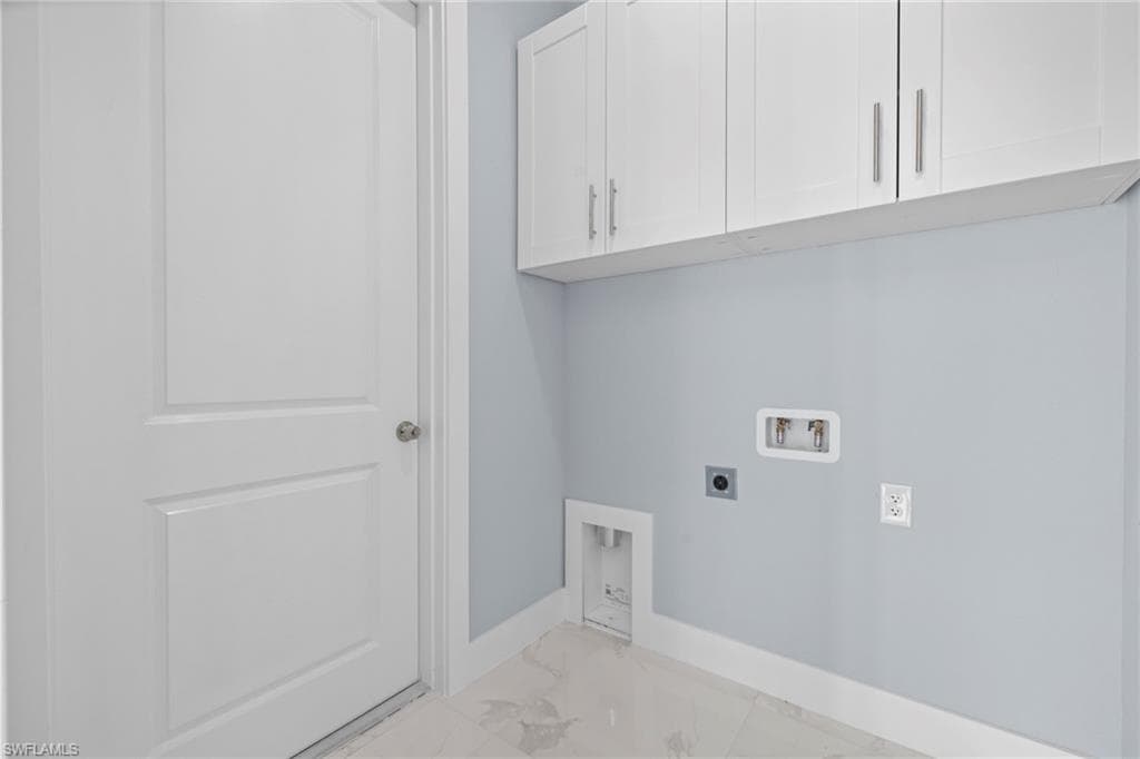 570 Sherwood Ave S, Lehigh Acres, FL 33974-34