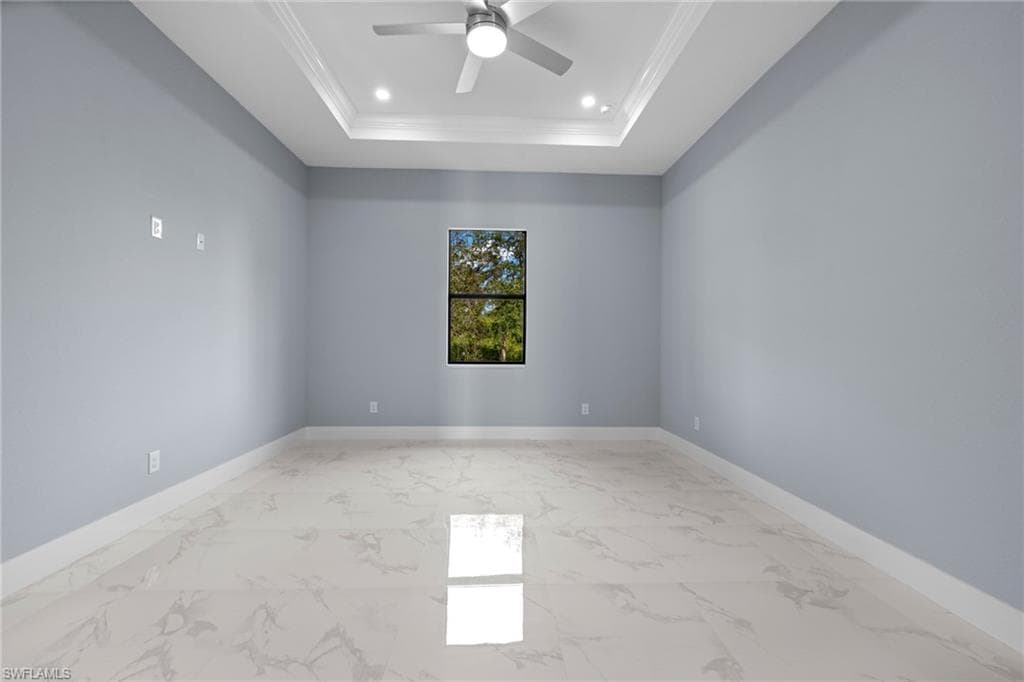 570 Sherwood Ave S, Lehigh Acres, FL 33974-41