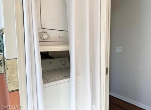 263 Bass Ln 263, Naples, FL 34114-25