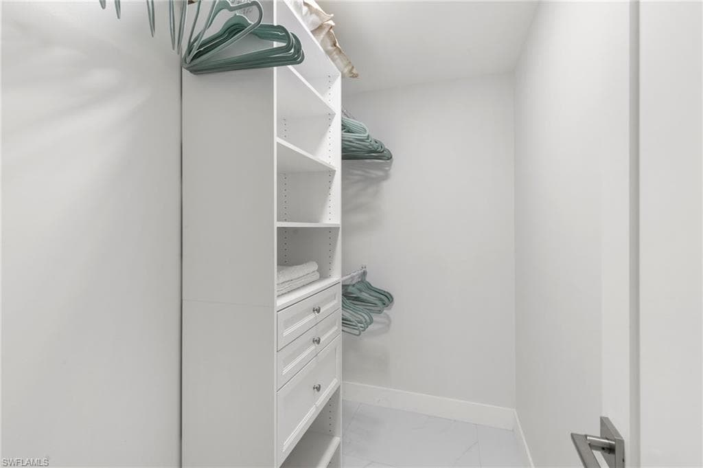 700 100th Ave N, Naples, FL 34108-19
