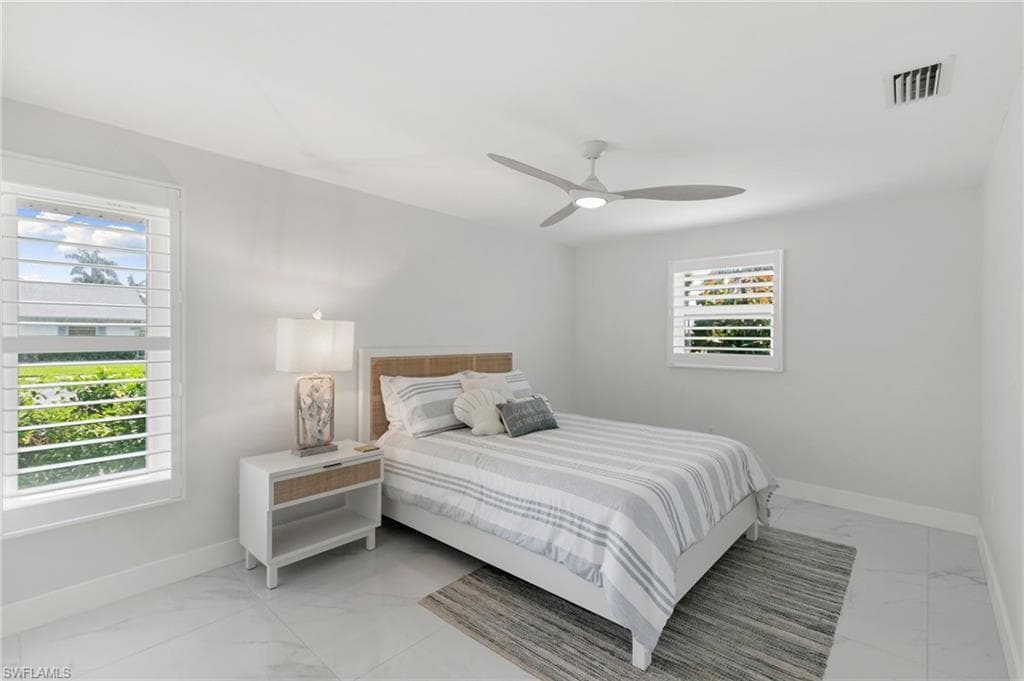 700 100th Ave N, Naples, FL 34108-21