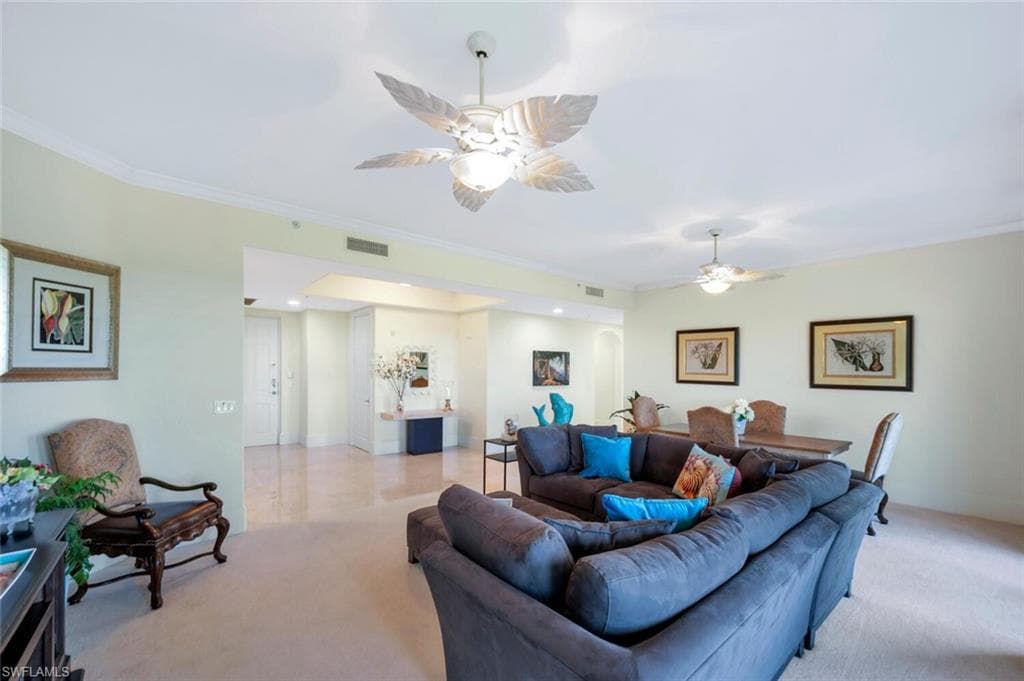 2738 Tiburon Blvd E Ph-b502, Naples, FL 34109-10