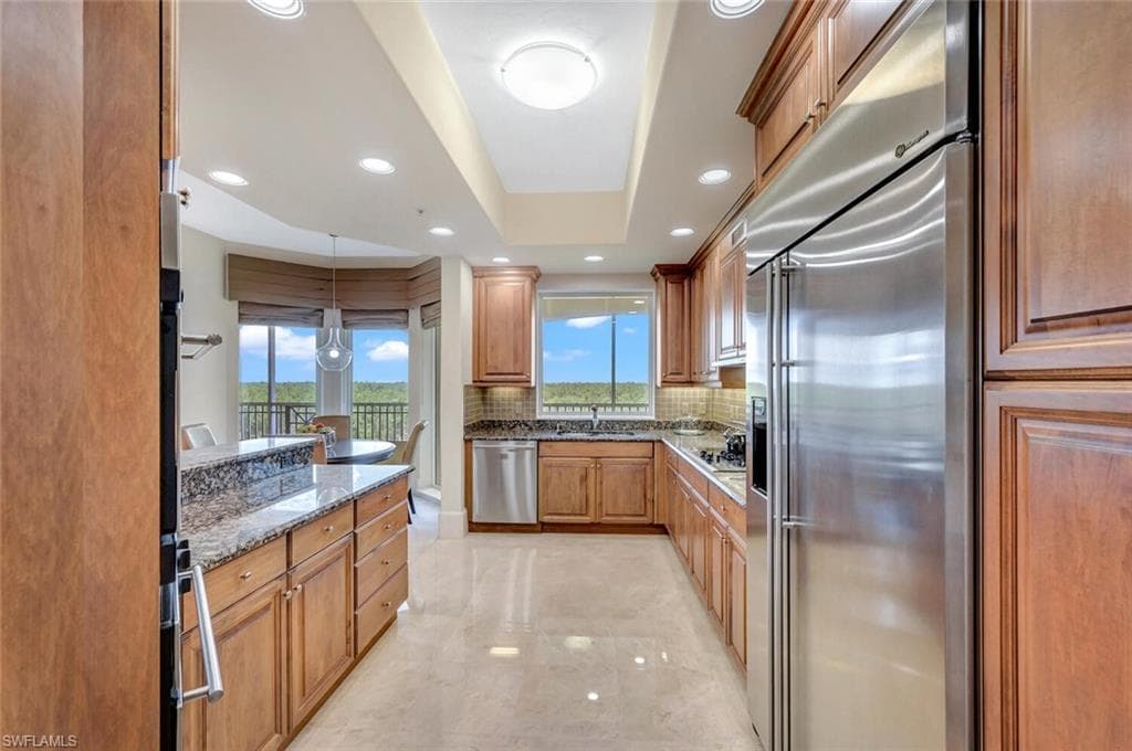 2738 Tiburon Blvd E Ph-b502, Naples, FL 34109-13