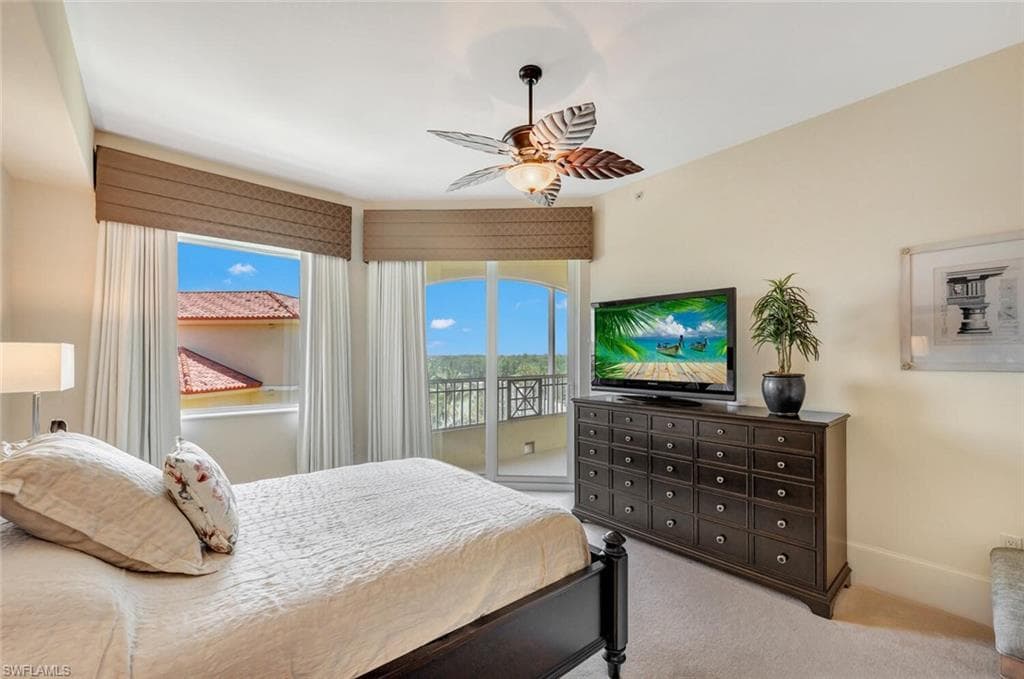 2738 Tiburon Blvd E Ph-b502, Naples, FL 34109-36