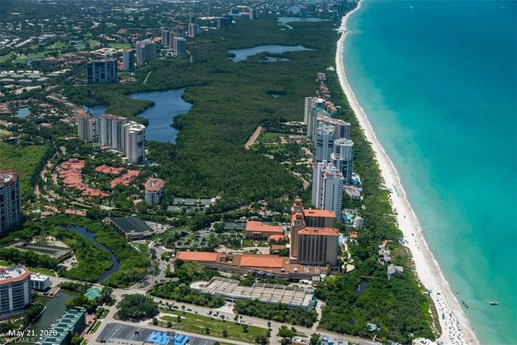 2738 Tiburon Blvd E Ph-b502, Naples, FL 34109-45