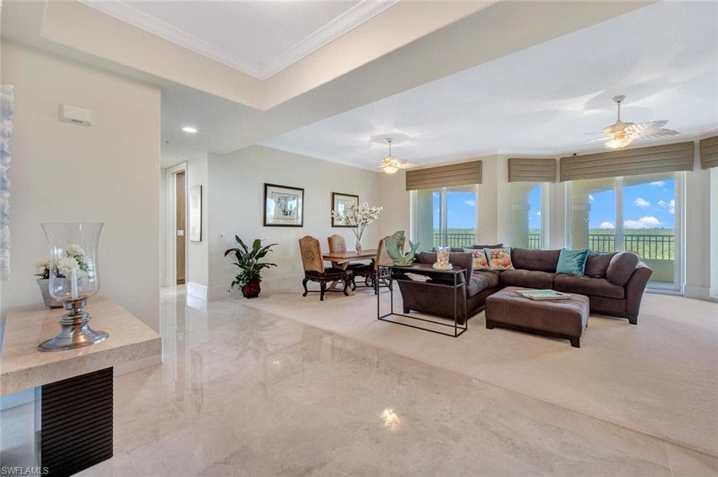 2738 Tiburon Blvd E Ph-b502, Naples, FL 34109-7