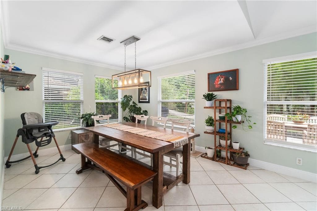 955 Hidden Terrace Rd, Naples, FL 34104-12