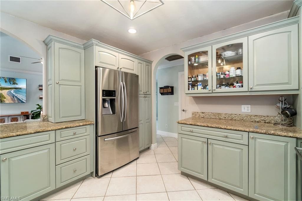 955 Hidden Terrace Rd, Naples, FL 34104-17