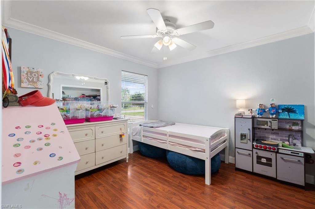 955 Hidden Terrace Rd, Naples, FL 34104-23