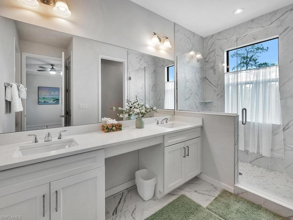 13078 Pembroke Dr, Naples, FL 34105-18