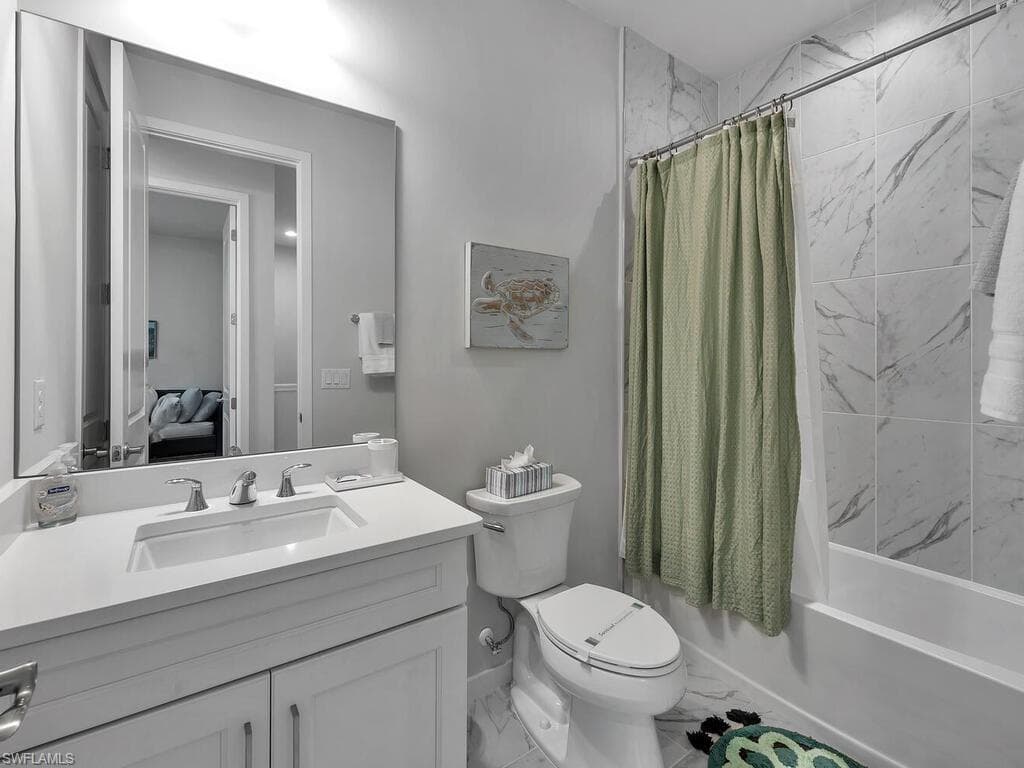 13078 Pembroke Dr, Naples, FL 34105-22
