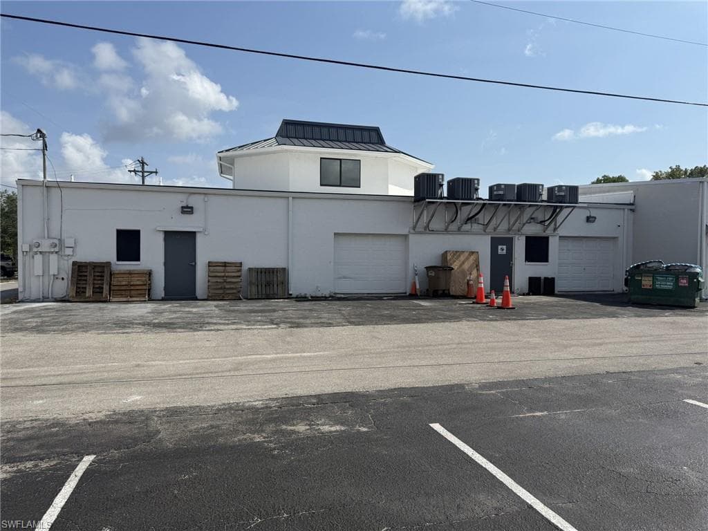 1610 47th St, Cape Coral, FL 33904-5