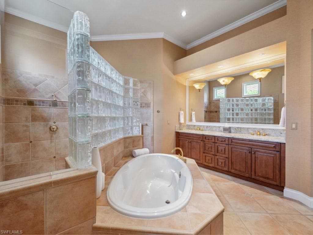 14822 Bellezza Ln, Naples, FL 34110-17